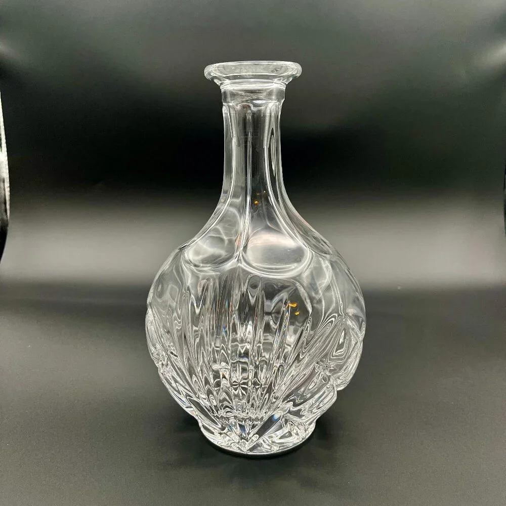Vintage 9” Bavarian Crystal Vase Nachtmann Germany. Marked‎ label